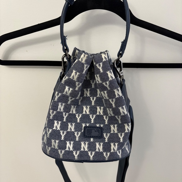 MLB NY Yankees Monogram Bucket Crossbody Bag in Blue - Picture 3 of 7
